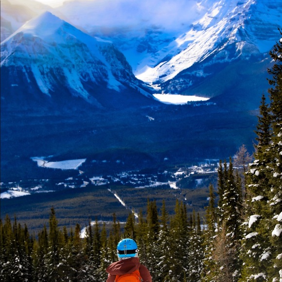 Meet your Posher! - Picture 3 of 3